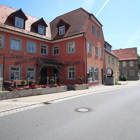 Aparthotel Alte Schmiede Деттельбах Экстерьер фото